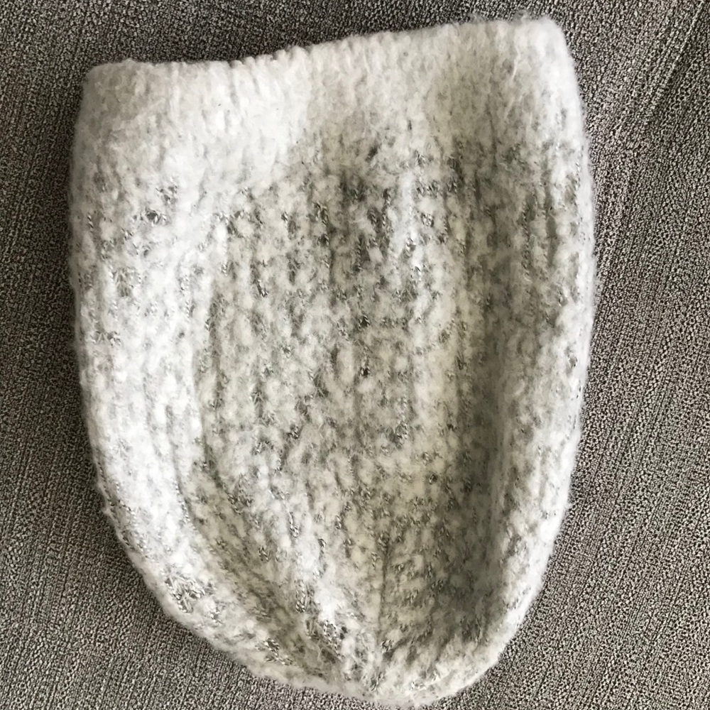 Soft slouch light grey beanie